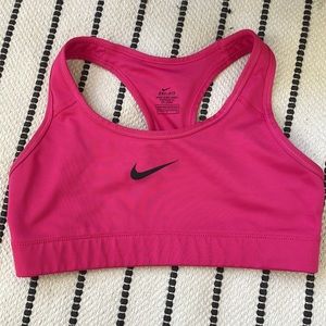 Nike sports bra pink 🎀